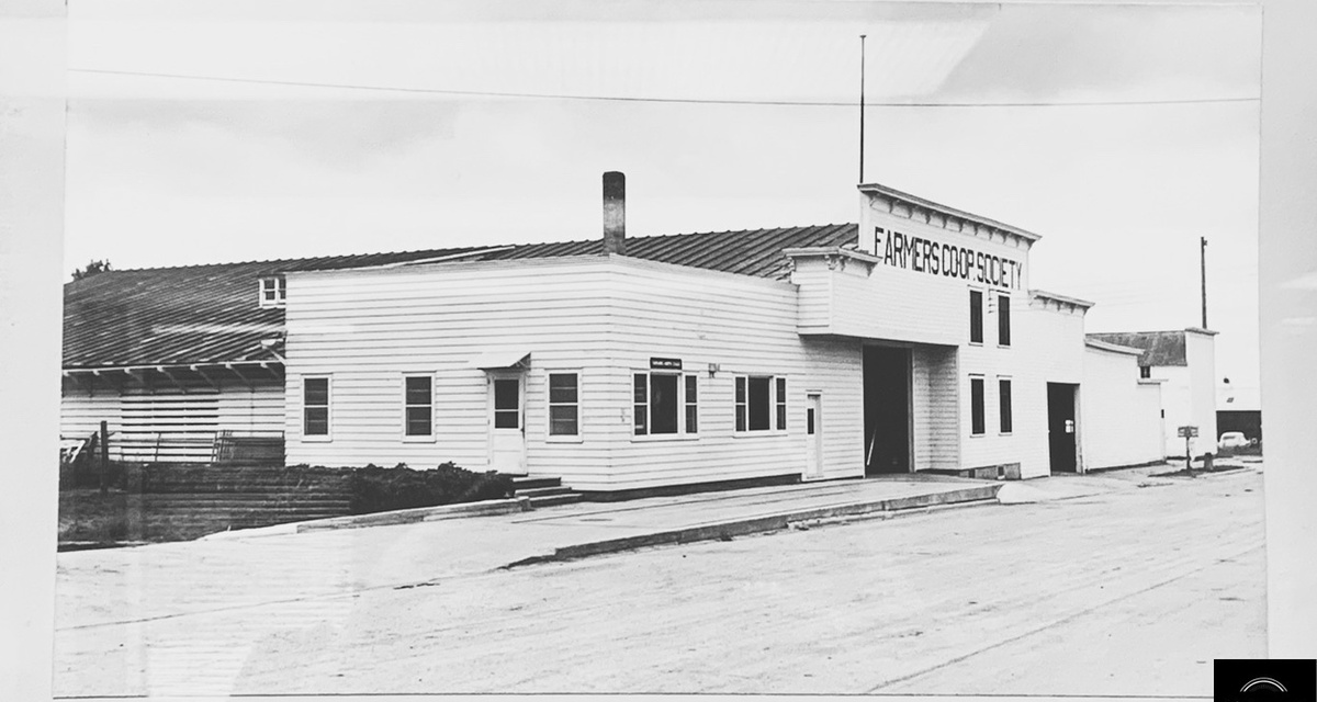History HowTo Building Center Sioux Center, Iowa